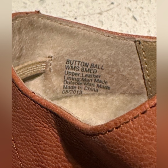 Kenneth Cole•Slip-on Loafers (8) - Picture 8 of 8